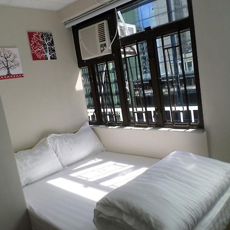 Sunrise Royal - Boutique Hostel Цзюлун Экстерьер фото