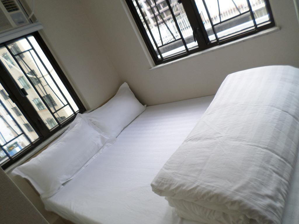 Sunrise Royal - Boutique Hostel Цзюлун Экстерьер фото
