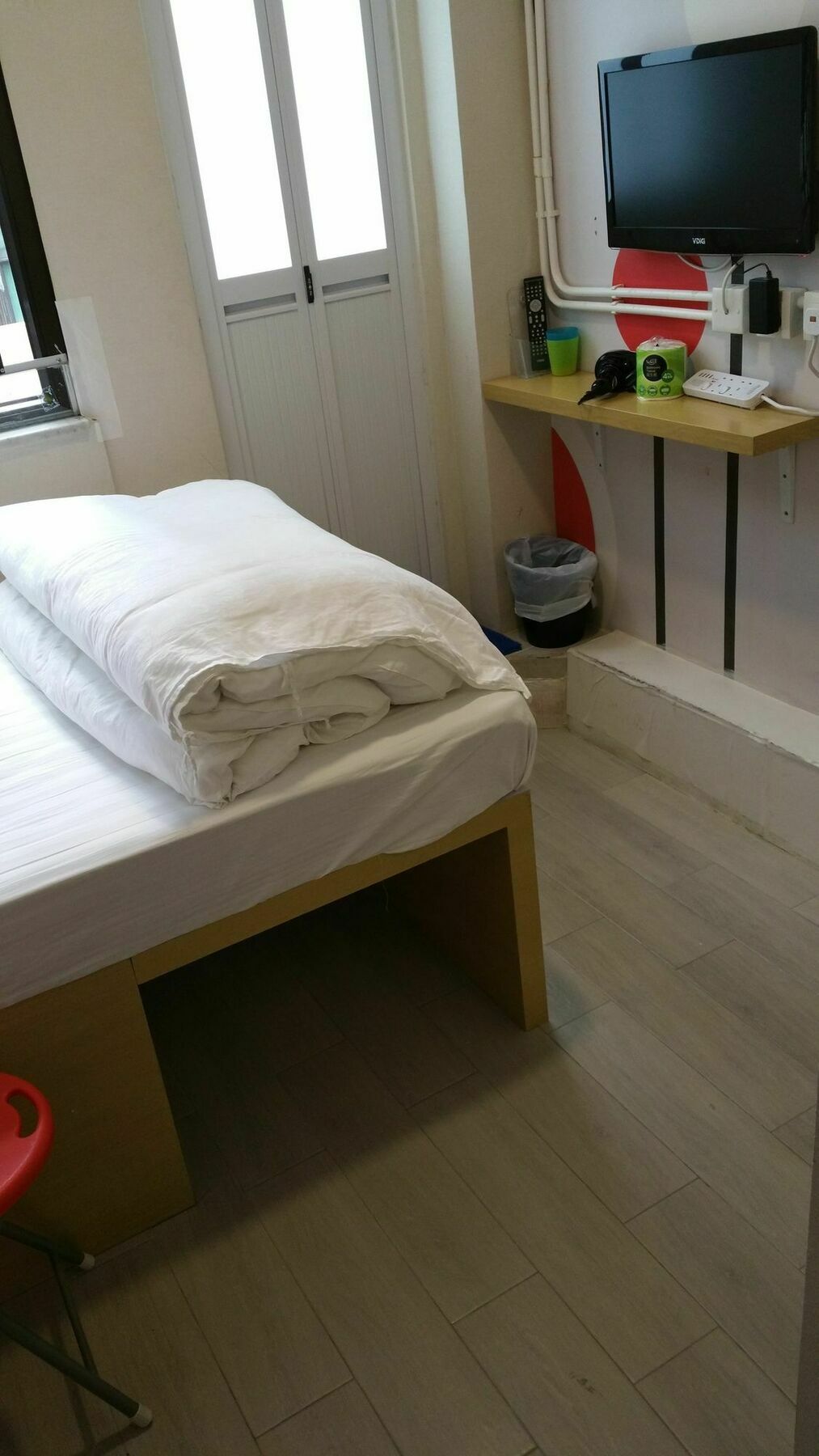 Sunrise Royal - Boutique Hostel Цзюлун Экстерьер фото